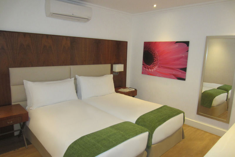 Gold Reef City Theme Park Hotel Йоханесбург Екстериор снимка